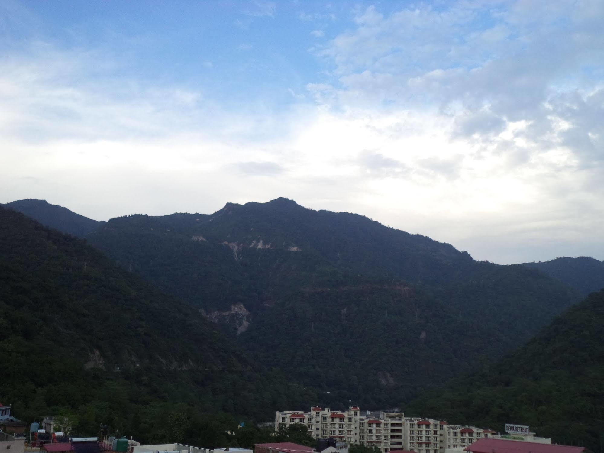 Hotel Laxmi Palace Rishikesh Exterior photo